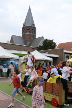 Deel 3 schoolfeest_159