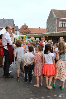 Deel 3 schoolfeest_212