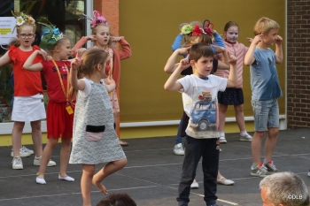 Deel 3 schoolfeest_349