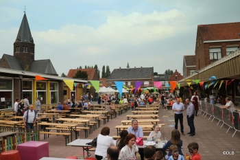 Deel 3 schoolfeest_411